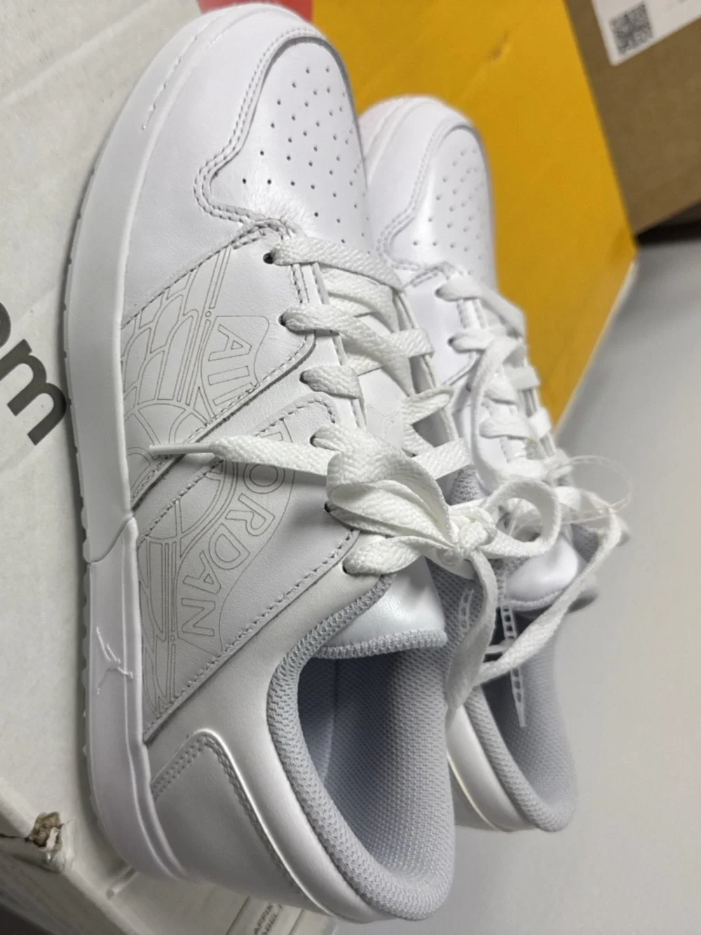Jordan Nu Retro 1 G White Men’s Athletic Sneaker Leather Upper Golf Shoes 9